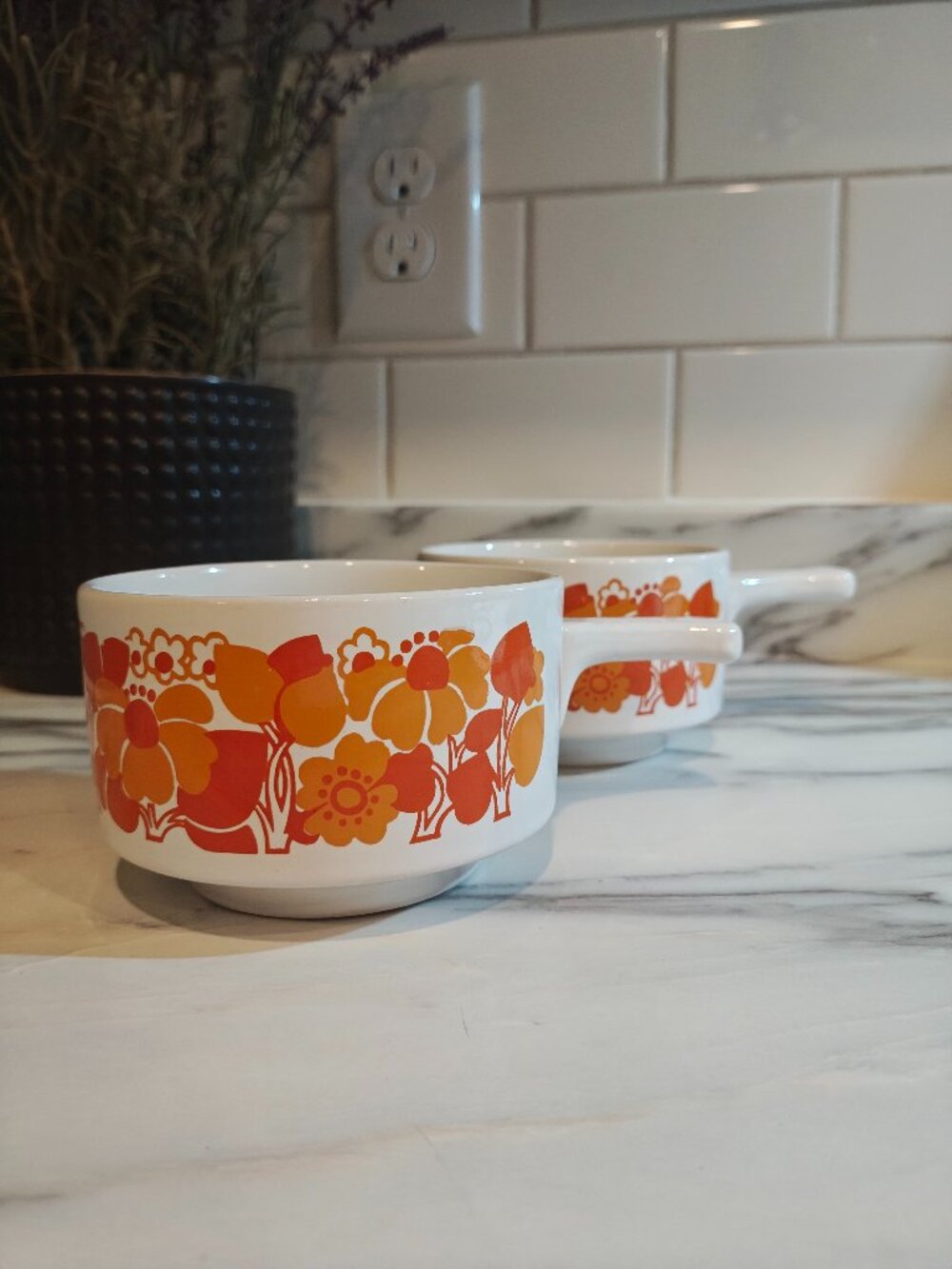 Vintage Staffordshire Soup Bowls Set of 2 Orange Floral Retro 1960s 70s England - Picture 6 of 7